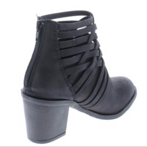 American Rag Womens Varya Closed Toe Ankle Fashion Boots, Black, Size 8.5 - Picture 2 of 6